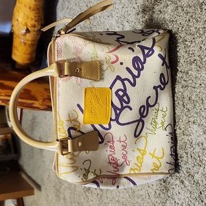 VICTORIA SECRET HANDBAG